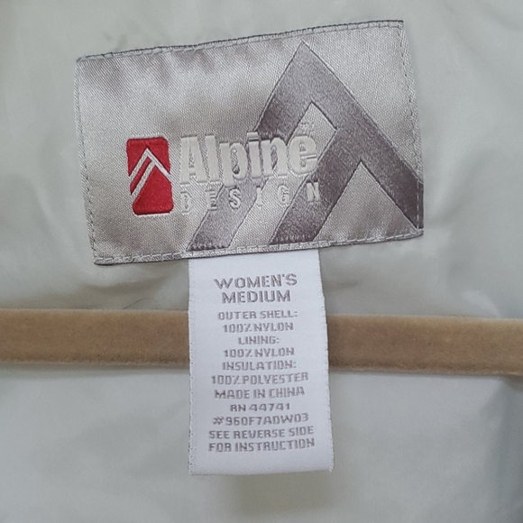 Alpine Design Puffer Jacket - Picture 5 of 7